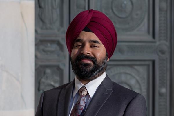 Law Offices Of Manmeet Singh