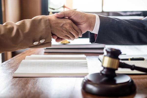 E5quire LAW - Personal Injury Attorney