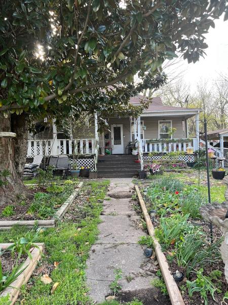 J & L Accounting & Tax Service