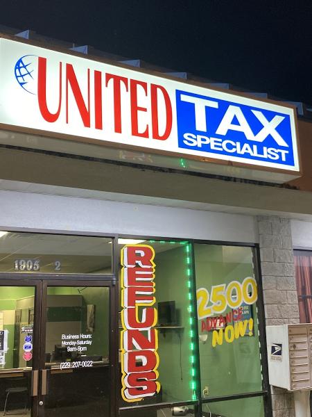 United TAX Specialist