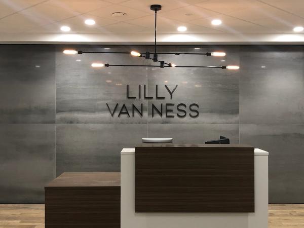 Lilly & van Ness