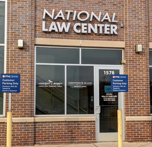 Christopher & De León Law Office